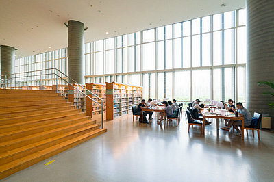 中央財(cái)經(jīng)大學(xué)在職研究生異地學(xué)員可以報(bào)考嗎？